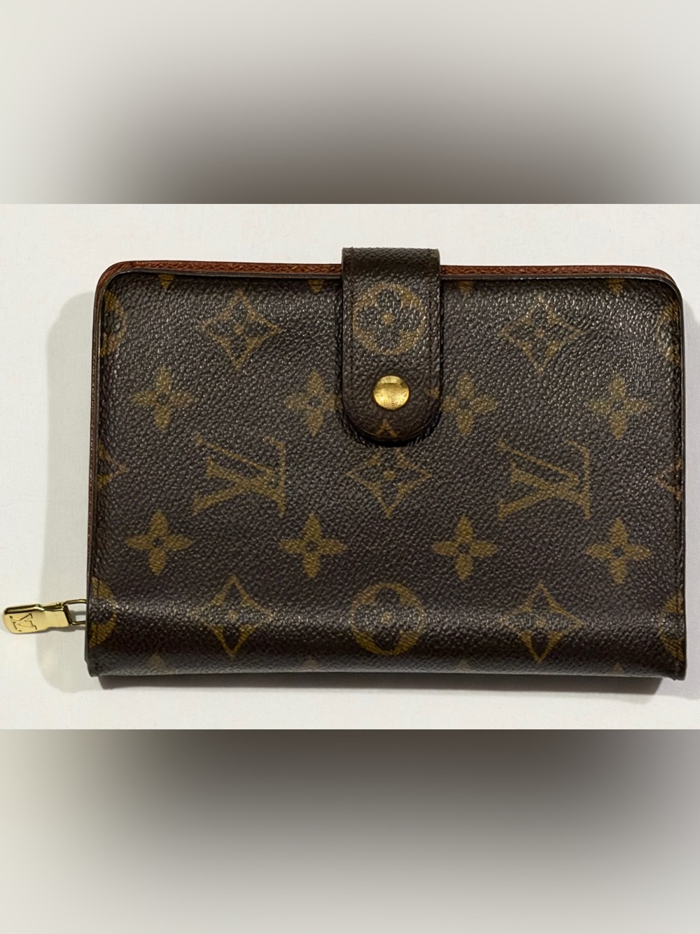 Louis Vuitton 2001 Vintage Zippy Wallet Authentic - Excellent Condition